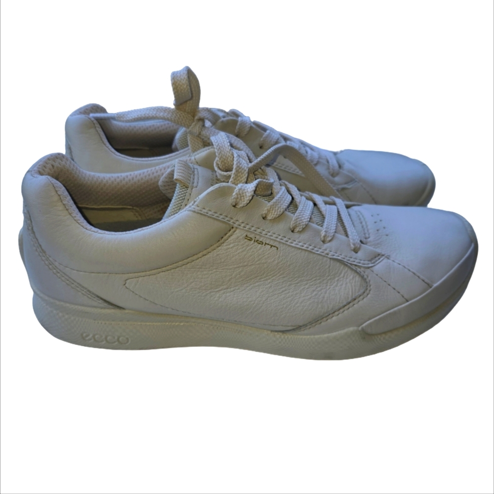 ECCO Women's BIOM Hybrid Golf Shoes Sneakers Size 8.5 Get out and play.